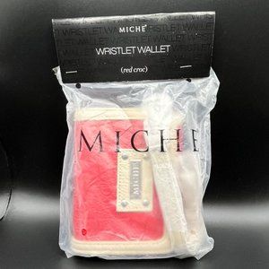 Miche‎ Wristlet Red Croc Wallet Red White Trim New in Package